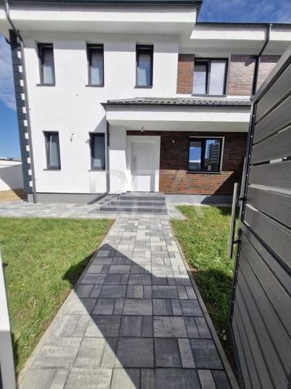 Duplex compus din doua case la 1,3 kilometri de statia de metrou Nicolae Teclu - 34