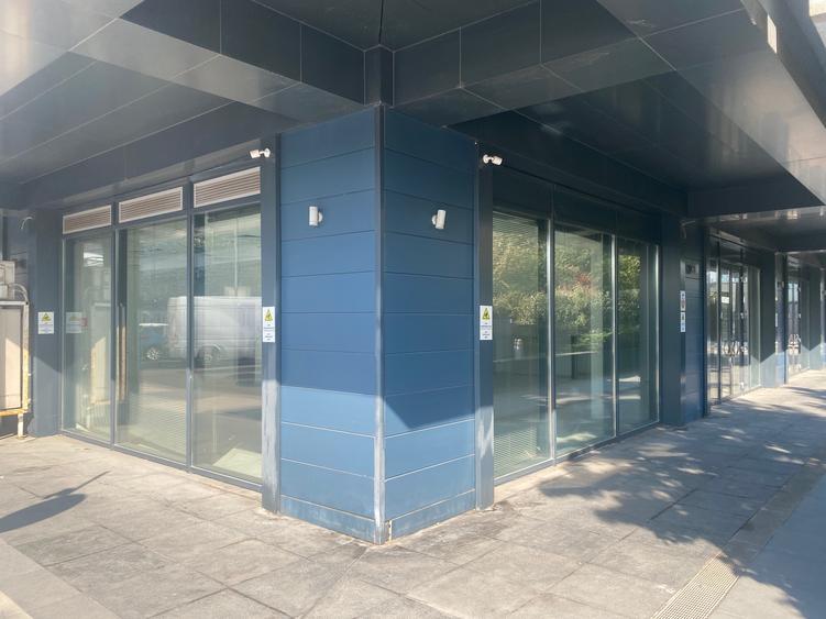 Spatiu comercial de inchiriat in Upground Rezidential - 4