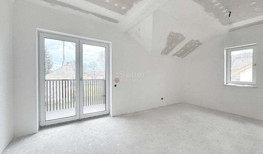 Complex cu acces limitat, retras de traficul urban - 2