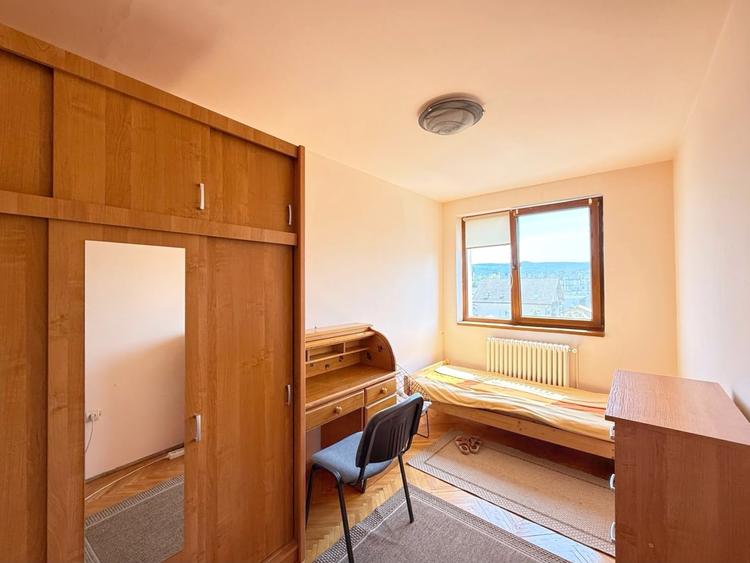 Apartament cu 3 camere decomandat în Grigorescu
