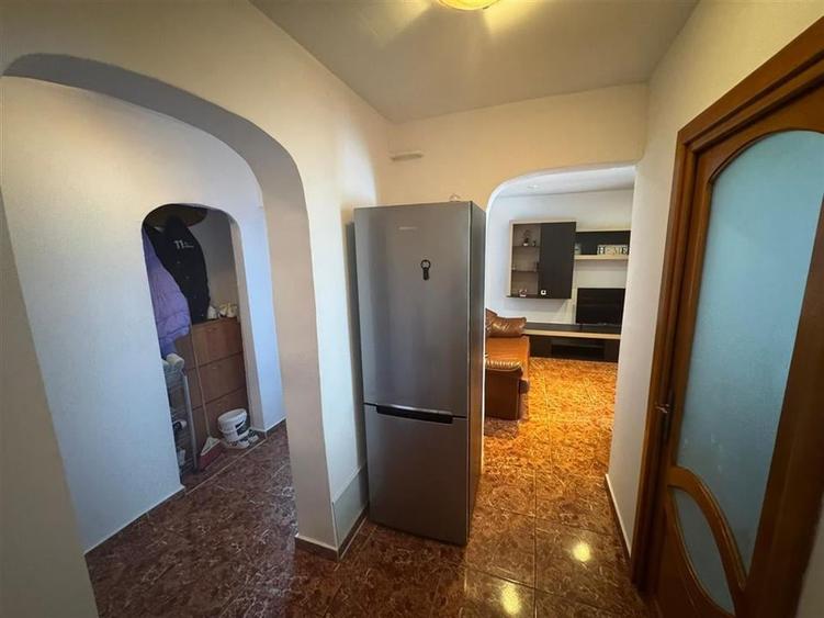 Apartament 2 cam, 53 mp utili, et 4/4, zona Ceasul Rau-Primarie - 7