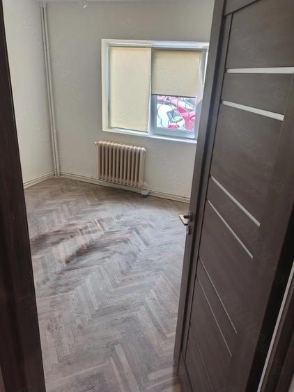 Vand apartament 3 cam. Zona centrala - 3