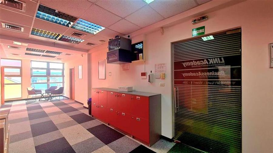 Spatiu SAD birouri / servicii  de inchiriat, Zona Complex - Olimpia - 7