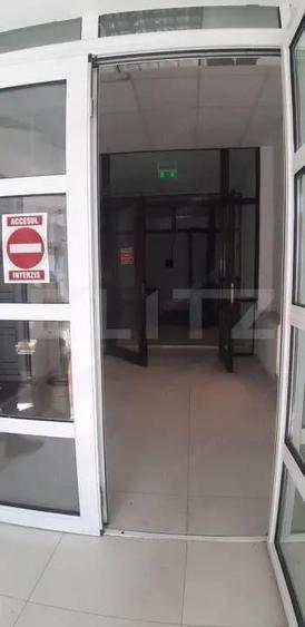 Spatiu prestari servicii, parter, strada principala, 220 mp, Obcini - 1