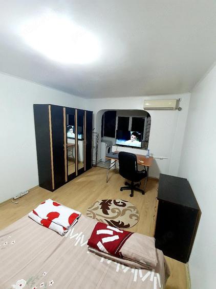 Proprietar . inchiriez garsoniera 34mp. 100 metri metrou . - 2