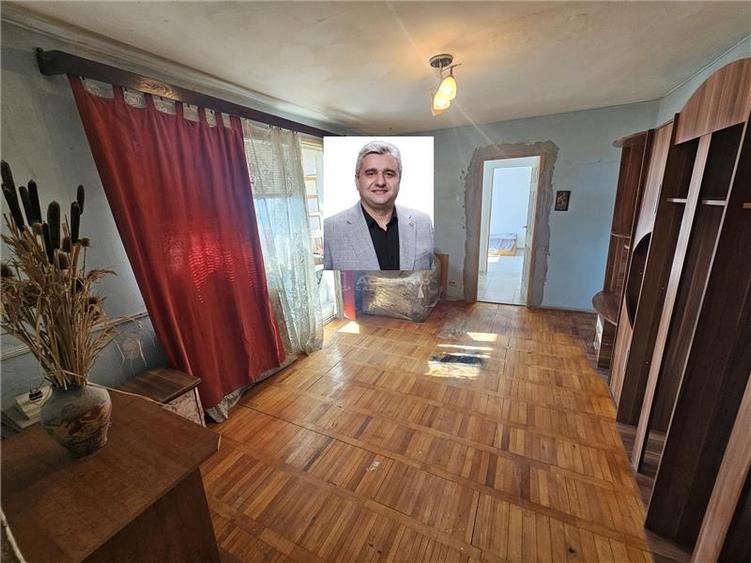 Resita, 2 Cam. Mobilat+Utilat, Micro 3 - 1