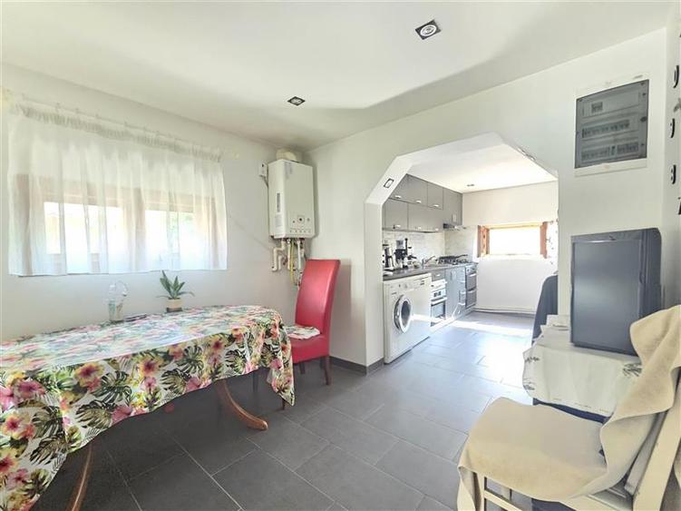 Casă individuală cu 4 camere cu Teren 513 Mp în CFR