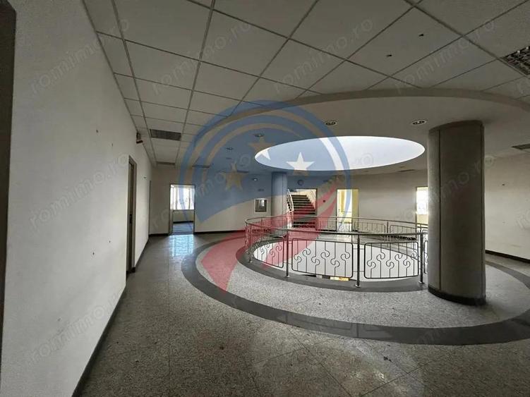 Spatiu comercial de inchiriat in zona Ultracentral/Craiova - 19