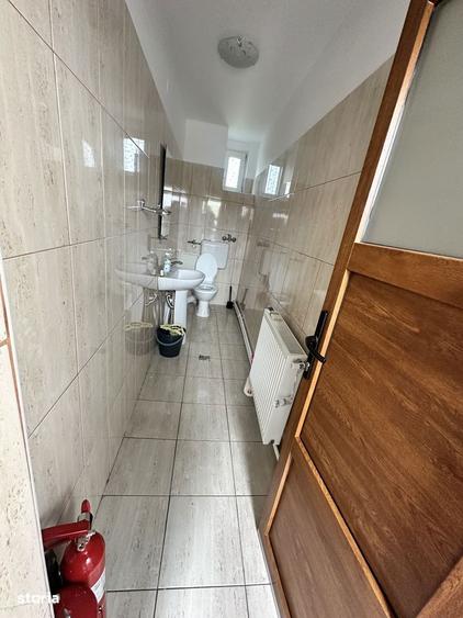 Casa De Vanzare Mobilata Pretabil Afacere Liberty Mall Trafic Greu - 15