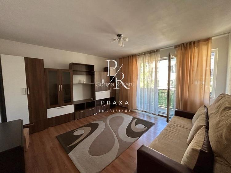 Apartament de vanzare, 2 camere, decomandat, 48 mp, parcare, Florilor