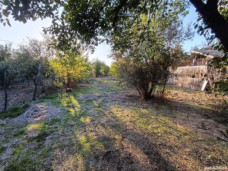 Casa ?i teren de vanzare in Gae?ti, zona buna! - 1