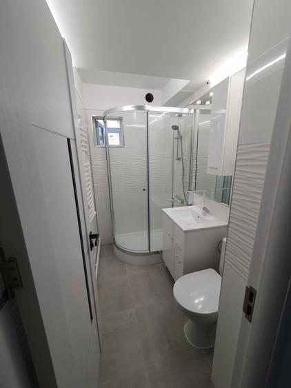 Apartament central 3 camere - 1