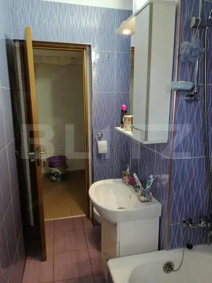 Apartament de vanzare, 40 mp, zona Micro 15 - 5