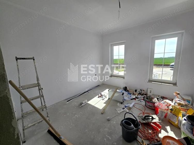 Duplex pe parter cu 4 camere in Sinandrei/ Calea Aradului - 2