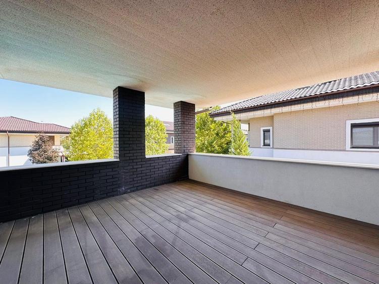 Oxford Gardens - 4 dormitoare || piscina - 11