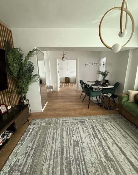 Apartament cu 3 camere decomandat, mobilat în Unirii Apartament cu 3 camere decomandat, mobilat în Unirii
