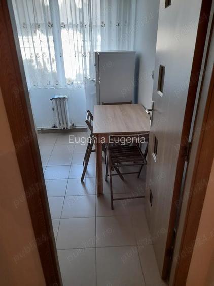 Inchiriez apartament 2 camere Inchiriez apartament 2 camere
