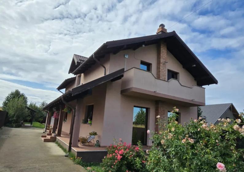 Vila ta in mijlocul naturii | Caciule?ti, dotari moderne - 5