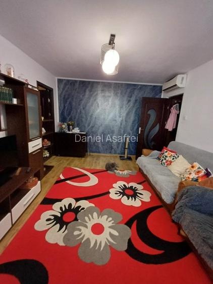 Apartament cu 3 camere de vanzare in zona Zimbru-Mobilat si utilat Apartament cu 3 camere de vanzare in zona Zimbru-Mobilat si utilat