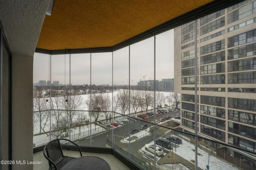 Apartament 2 camere cu vedere la lac in GranVia LakeView - 10