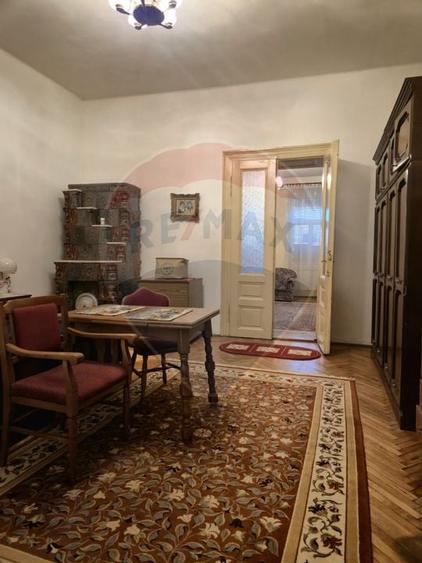 Casă / Vilă cu 5 camere de vânzare - 15