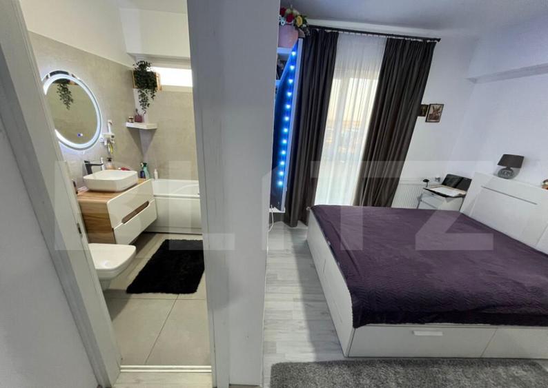 Apartament de vanzare, cu 3 camere, 80 mp, zona Sud - 3