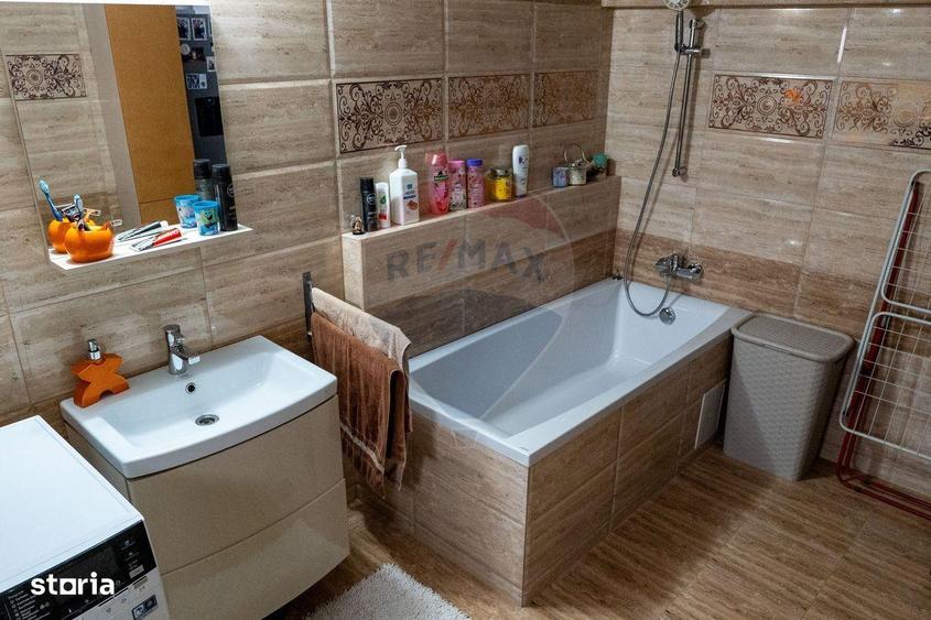 Casa / Vila de vanzare, Hunedoara - 6