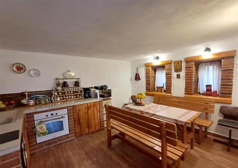 Casa superba de in Fantanele - 9