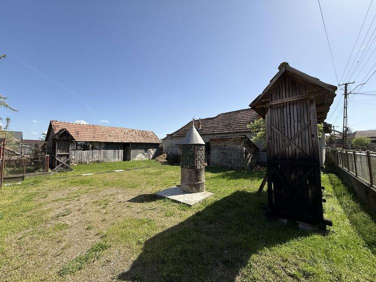 Casa de vanzare Santioana de Mures cu curte si 3camere - 2