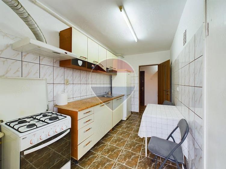 De inchiriat! Apartament de 3 camere decomandat, zona Garii! - 2