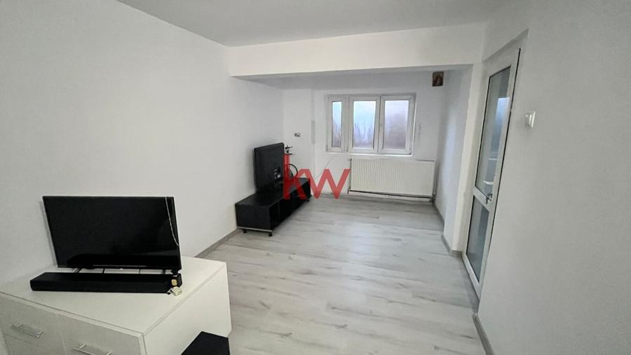 Apartament in vila, pe 2 nivele, cu teren, in Bucium! - 10