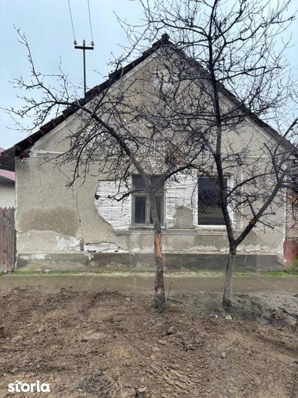 Proprietate de vanzare in Sanpaul casa + teren mare - 1
