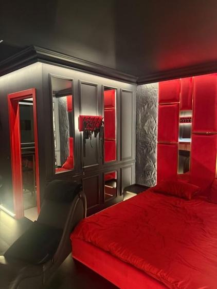 STUDIO DE INCHIRIAT - PRETABIL MINI STUDIO VIDEOCHAT - 5