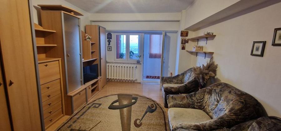 Garsonira decomandata, etaj intermediar, bloc cu lift. - 1