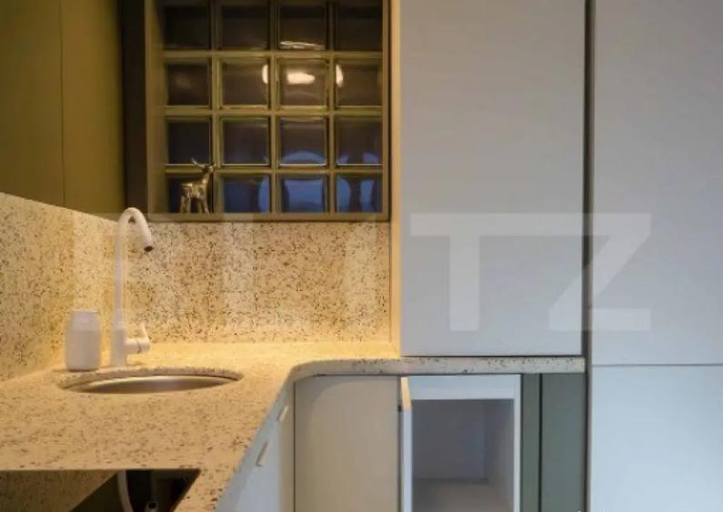 Apartament de vanzare, cu 2 camere, 44,2 mp utili, zona ult - 7