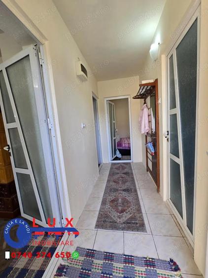 ID 6713 Casa de vanzare in Zona Pia?a Noua - 8