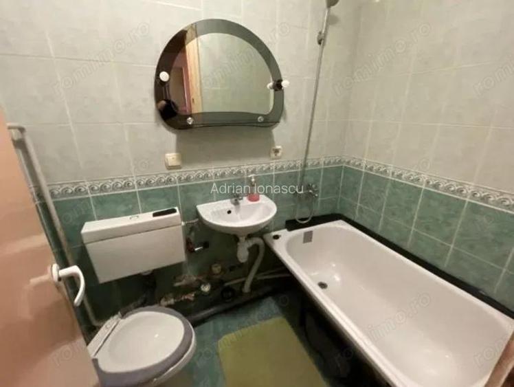 Garsoniera zona Baicului