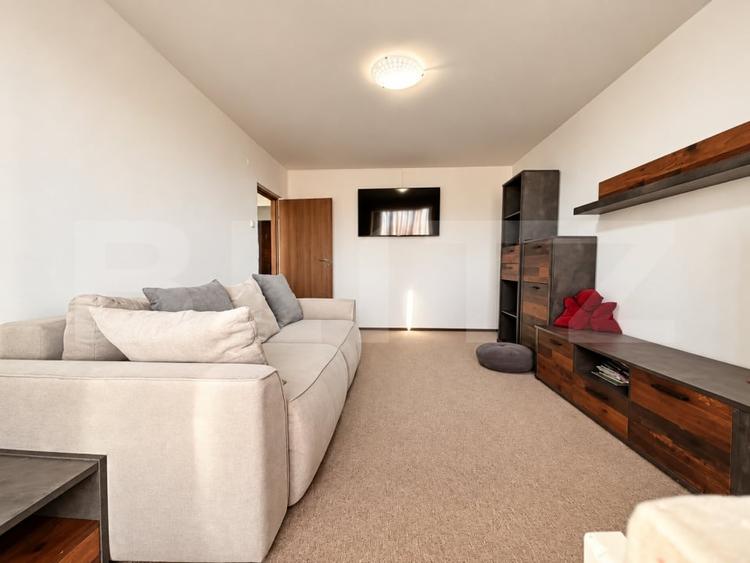 Apartament cu 3 camere decomandat, mobilat în Ghimbav