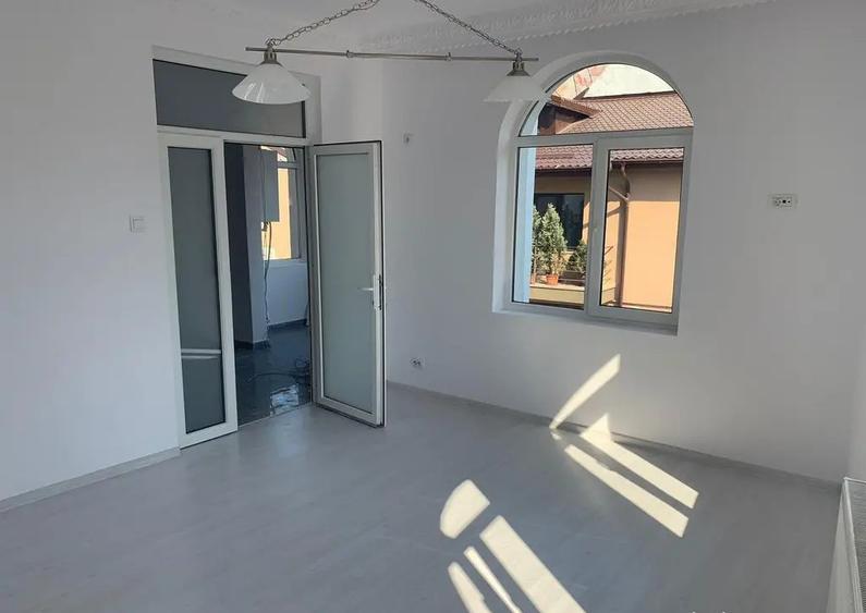 Casa cu destinatie comerciala 335 mp - 11