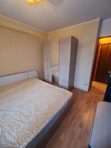 Vind 2camere decomandate micro16 - 2