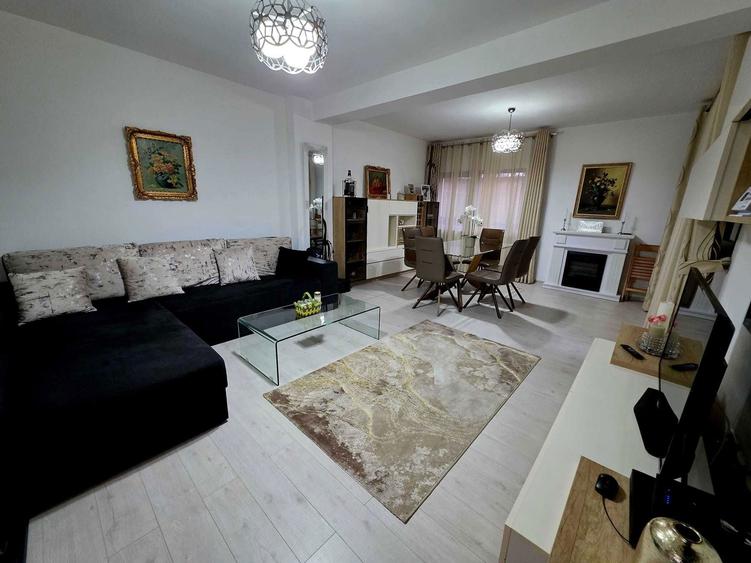 VAND CASA tip duplex P+1, Valea Voievozilor , LA 3 KM DE Targoviste - 2