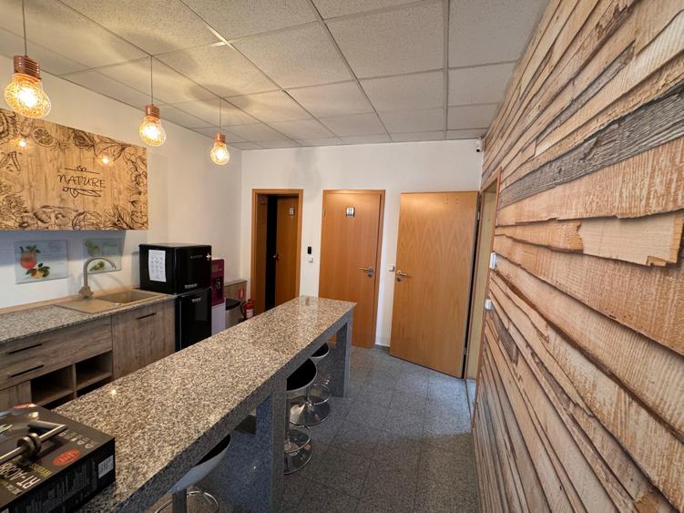 Spațiu  - 93 mp, zona Avantgarden 2 - 3