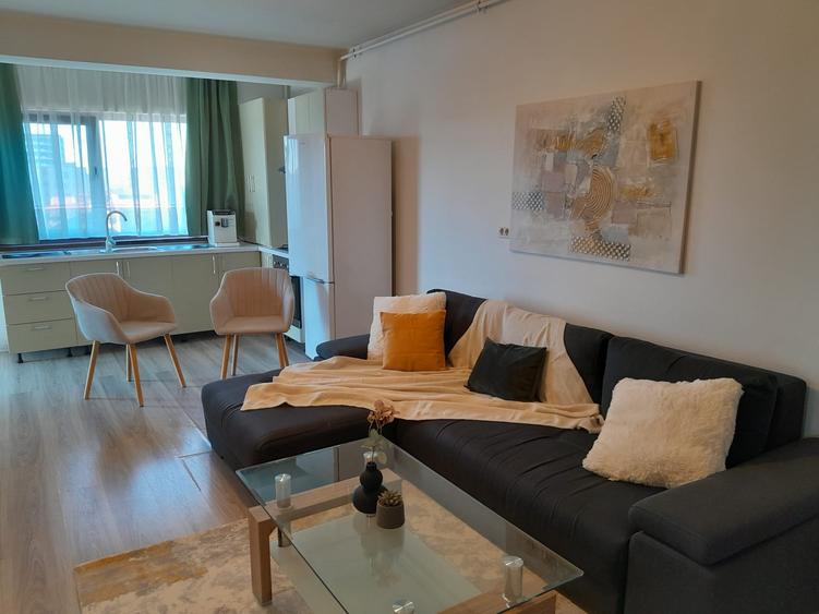 Apartament de închiriat cu 2 camere, situat în zona Km 5 - 2