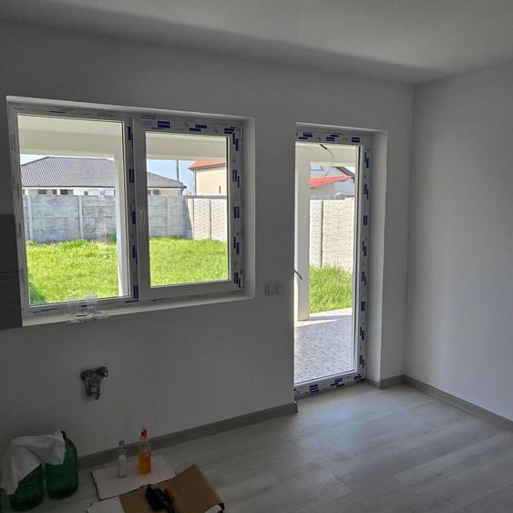 Casă cu 3 camere în Livada de Bihor