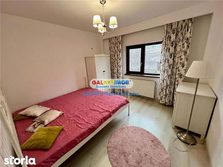 Apartament cu 3 camere, mobilat în Malu Roșu