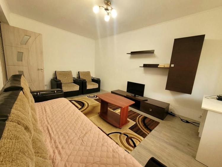Apartament cu 2 camere decomandat, mobilat în Tomis III
