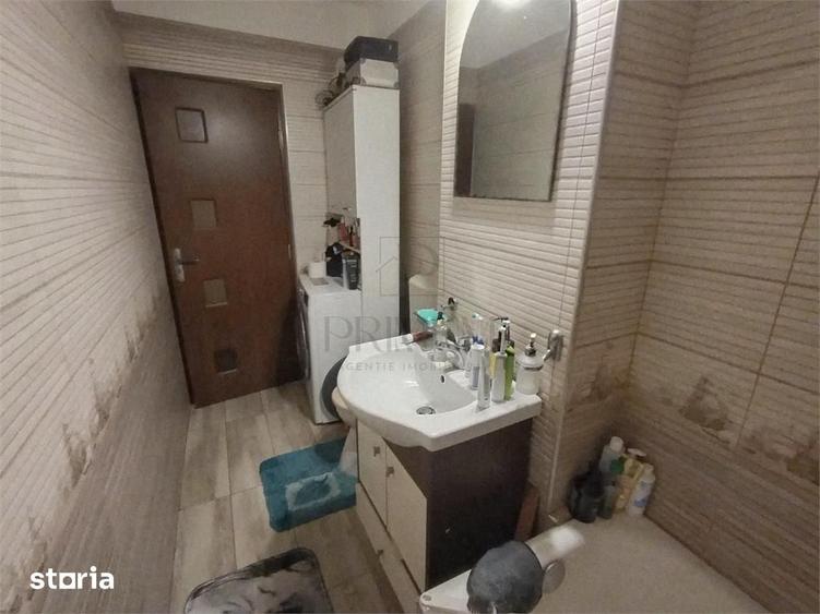 Apartament cu 3 camere decomandat în Șagului — fotografia 3