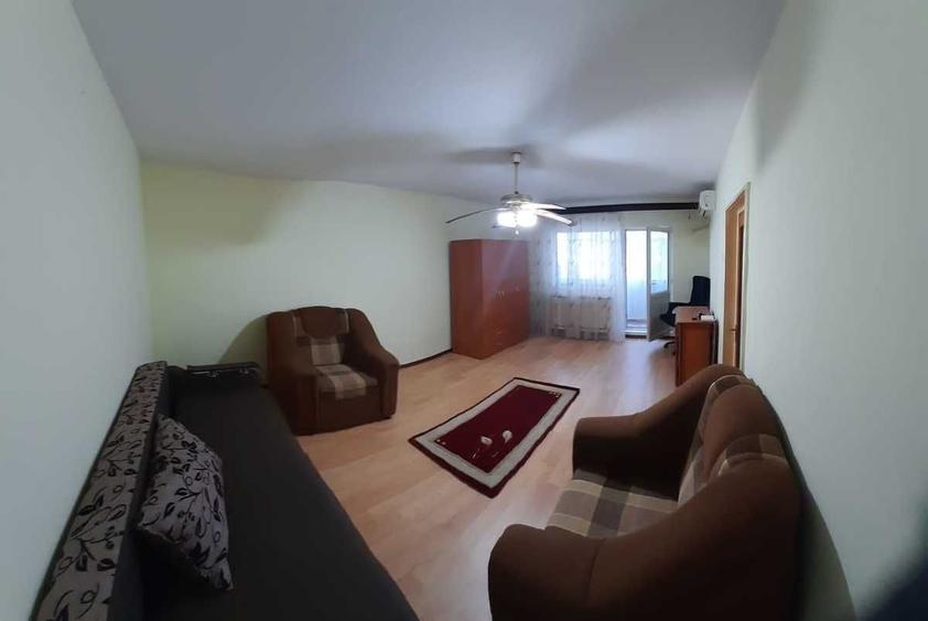 Apartament cu 2 camere decomandat în Lacul Tei