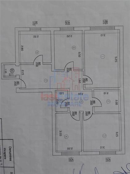 Apartament cu 4 camere decomandat în Filiași