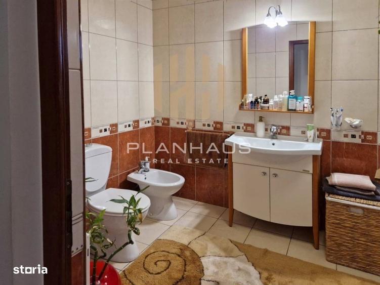 Casă cu 4 camere cu Teren 370 Mp în Nord